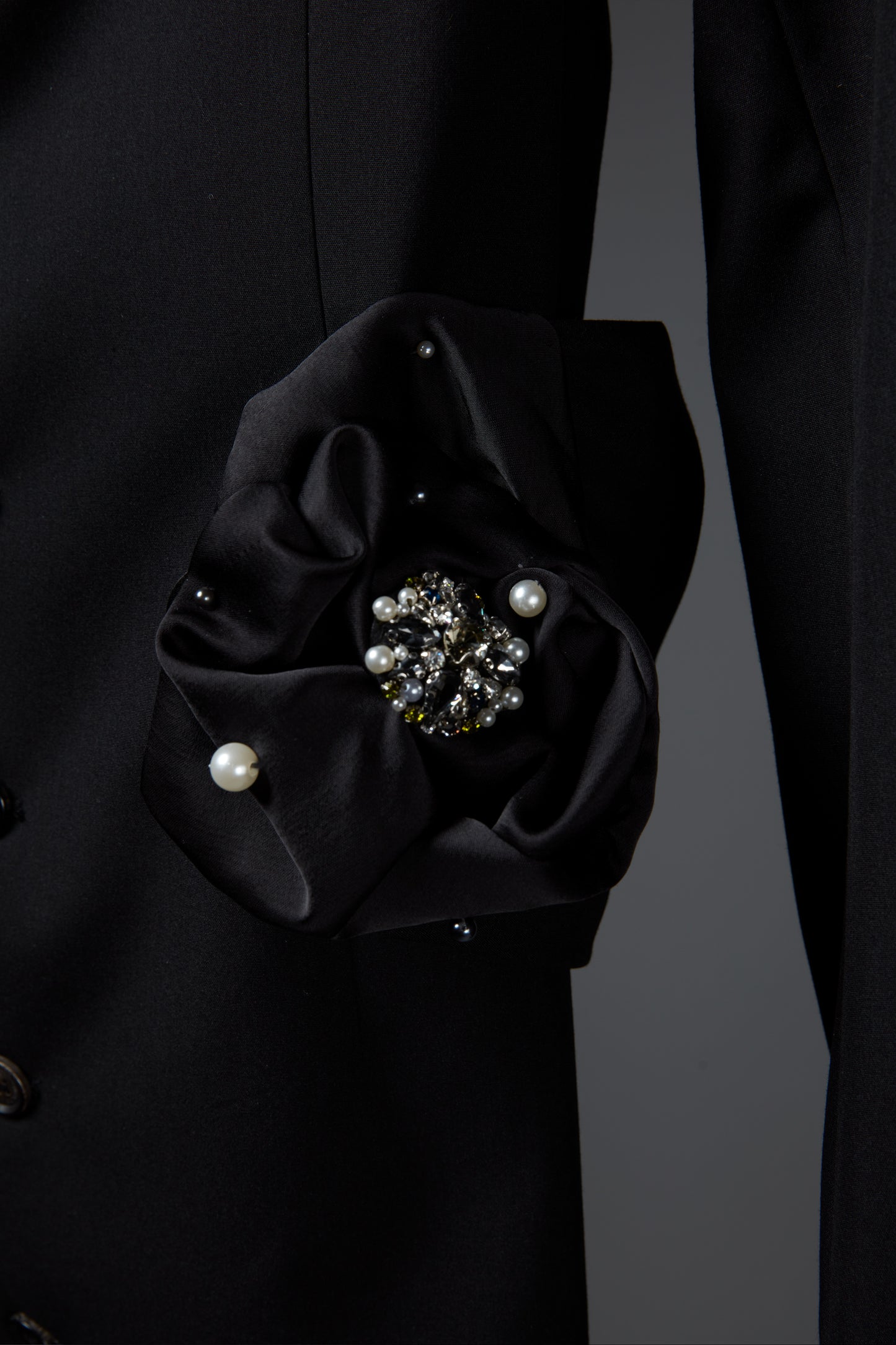 Faked Sleeves Jacket