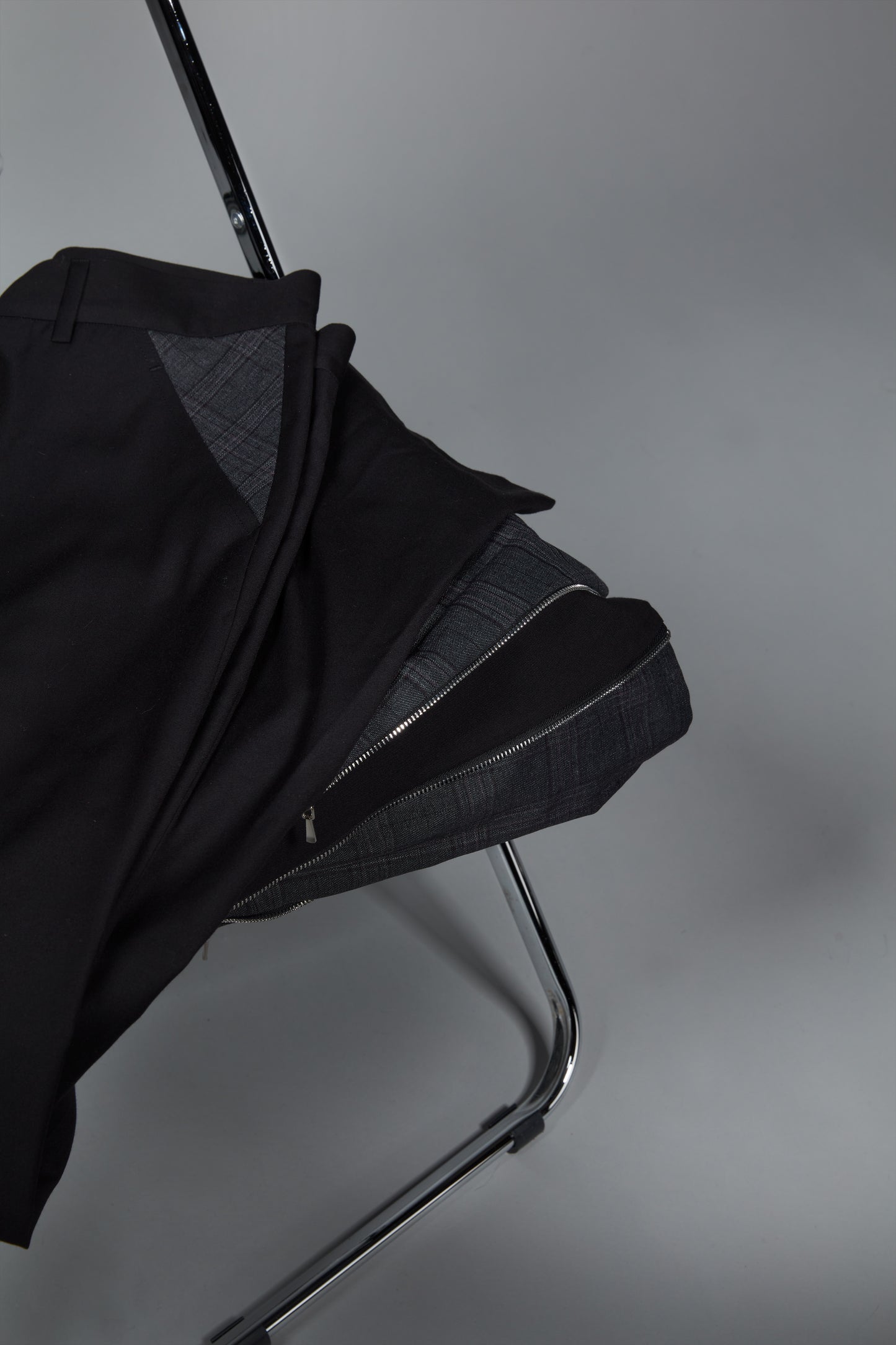 Side Hidden Checked Pants