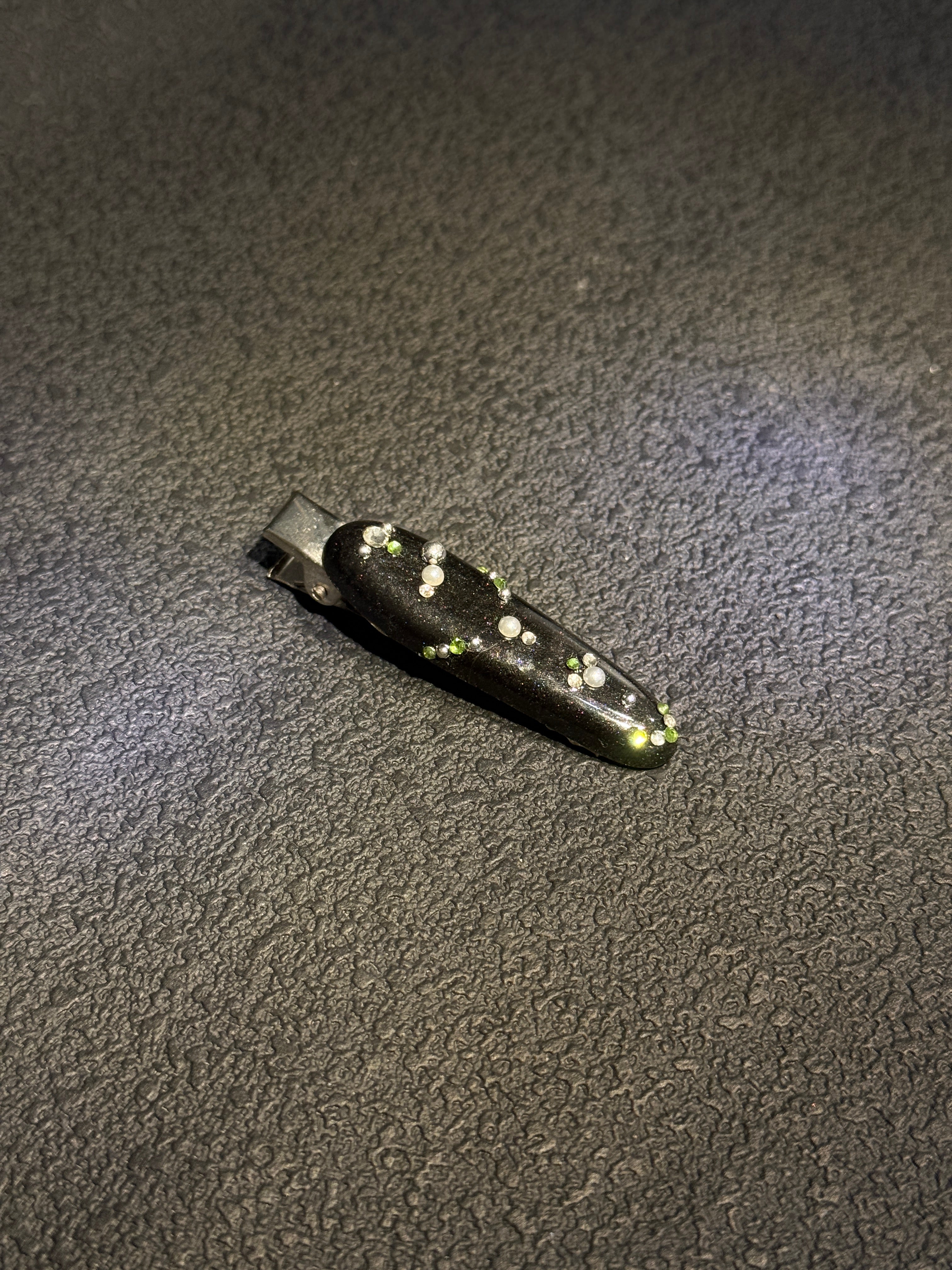 NoBo hair pins