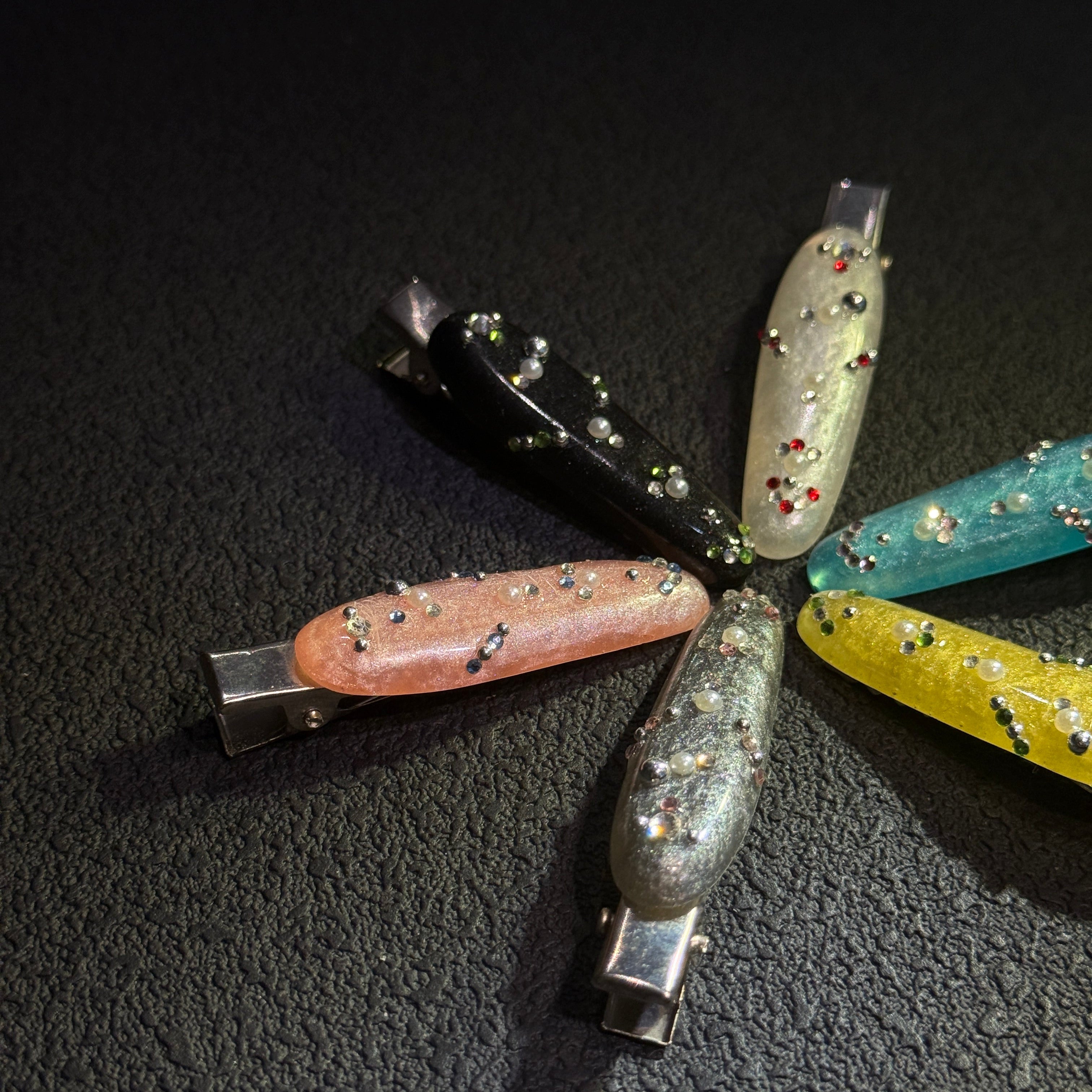 NoBo hair pins